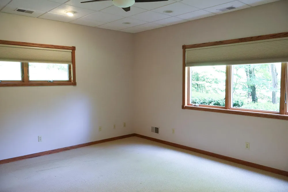 6697 Warren Woods Road Three Oaks, MI 49128