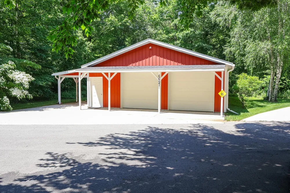6697 Warren Woods Road Three Oaks, MI 49128