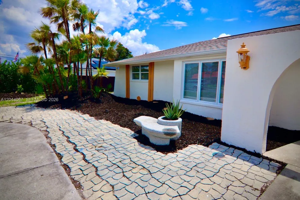 4708 Orange Grove BLVD North Fort Myers, FL 33903