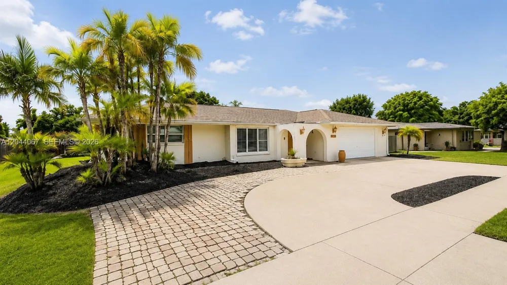 4708 Orange Grove BLVD North Fort Myers, FL 33903