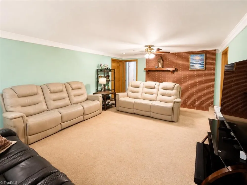 2297 * Austin Traphill Road Elkin, NC 28621