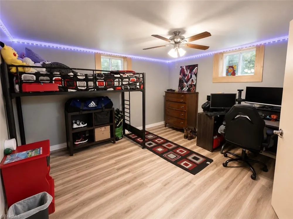 2297 * Austin Traphill Road Elkin, NC 28621