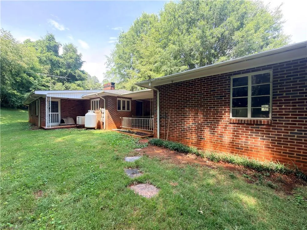 2297 * Austin Traphill Road Elkin, NC 28621