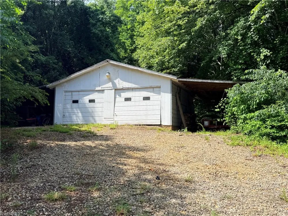 2297 * Austin Traphill Road Elkin, NC 28621