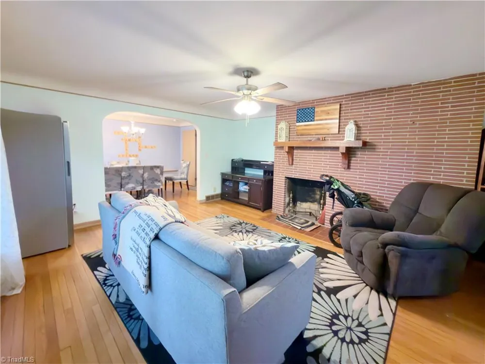 2297 * Austin Traphill Road Elkin, NC 28621