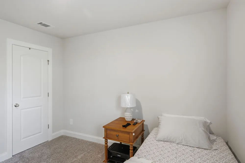 204 Douglas Bend Rd #1502 Gallatin, TN 37066