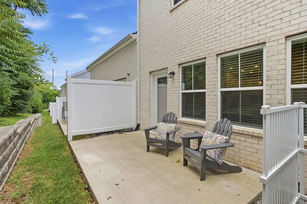 204 Douglas Bend Rd #1502 Gallatin, TN 37066