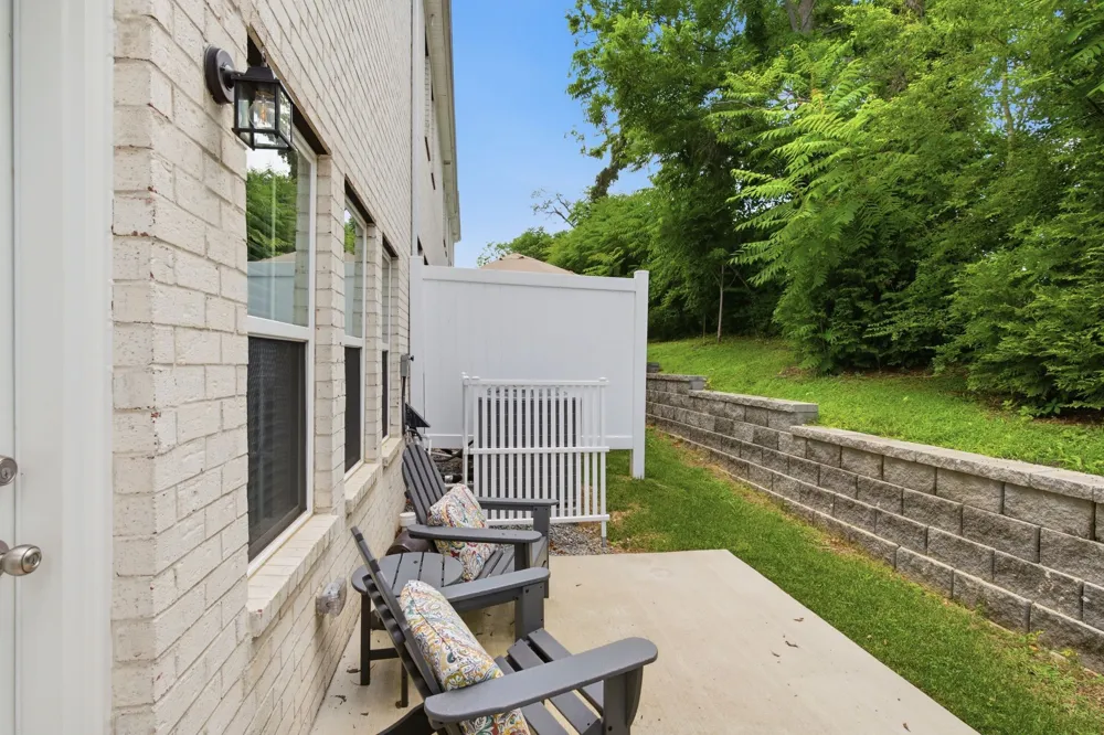 204 Douglas Bend Rd #1502 Gallatin, TN 37066