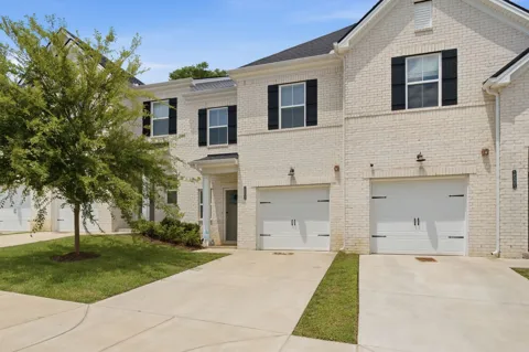204 Douglas Bend Rd #1502