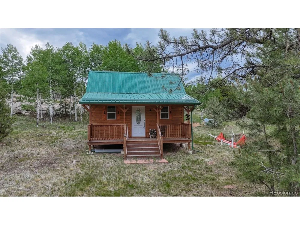 330 Arrowhead Dr Drive Florissant, CO 80816