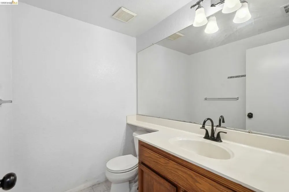 224 Sandy Cove Ln Bay Point, CA 94565