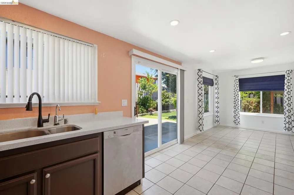 224 Sandy Cove Ln Bay Point, CA 94565