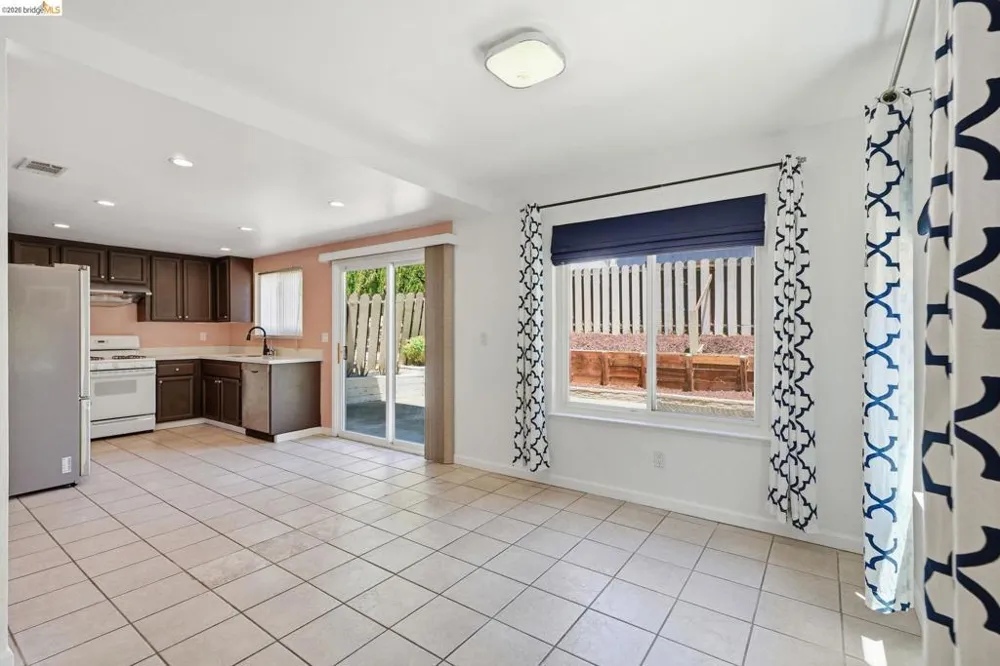 224 Sandy Cove Ln Bay Point, CA 94565