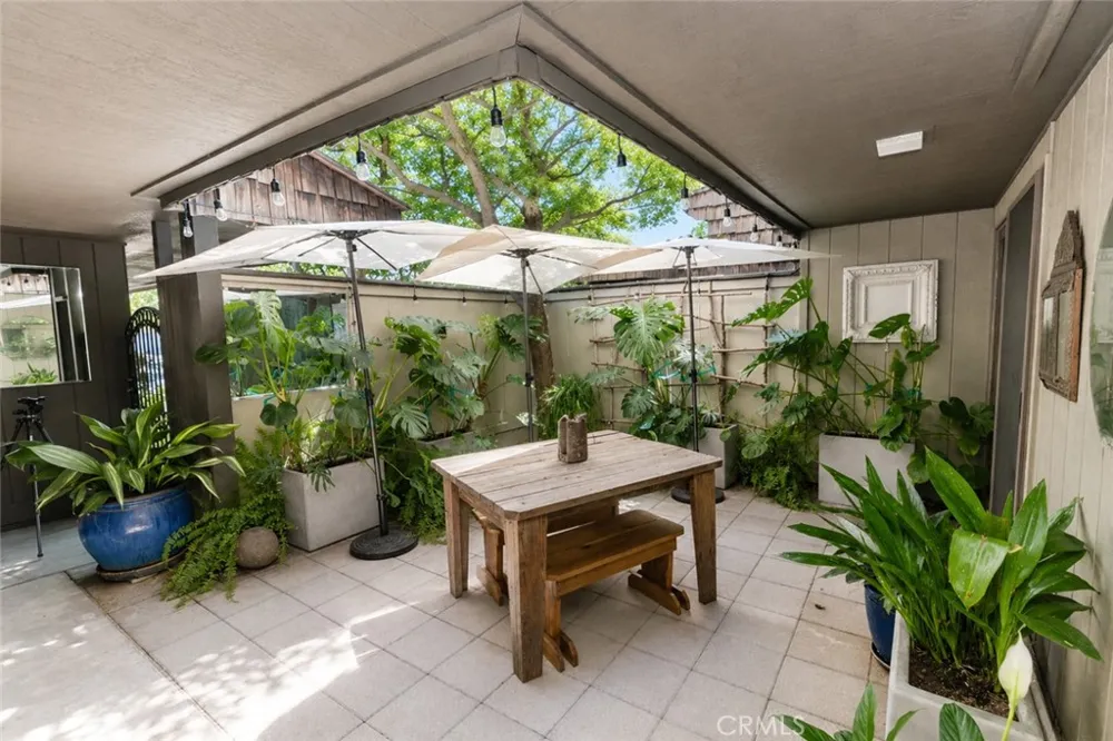 5031 Van Ness Fresno, CA 93711