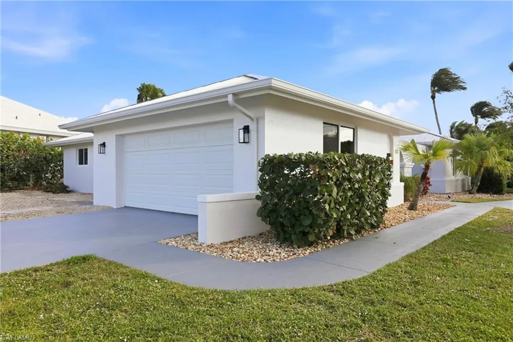 339 Landmark Street Marco Island, FL 34145