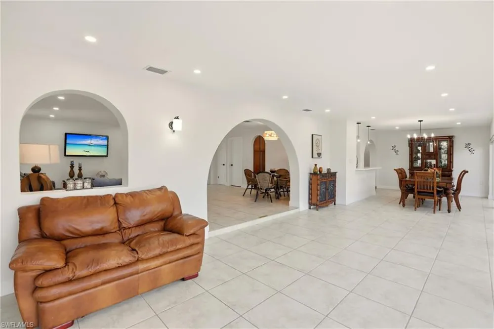 339 Landmark Street Marco Island, FL 34145