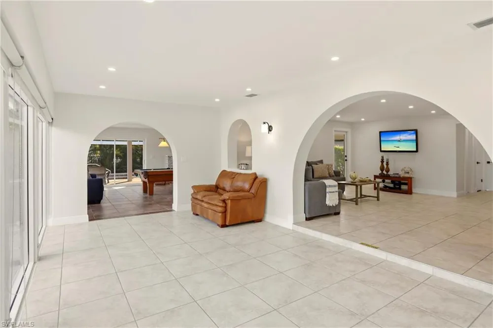 339 Landmark Street Marco Island, FL 34145
