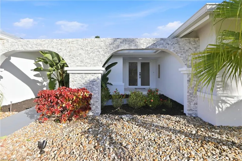 339 Landmark Street Marco Island, FL 34145