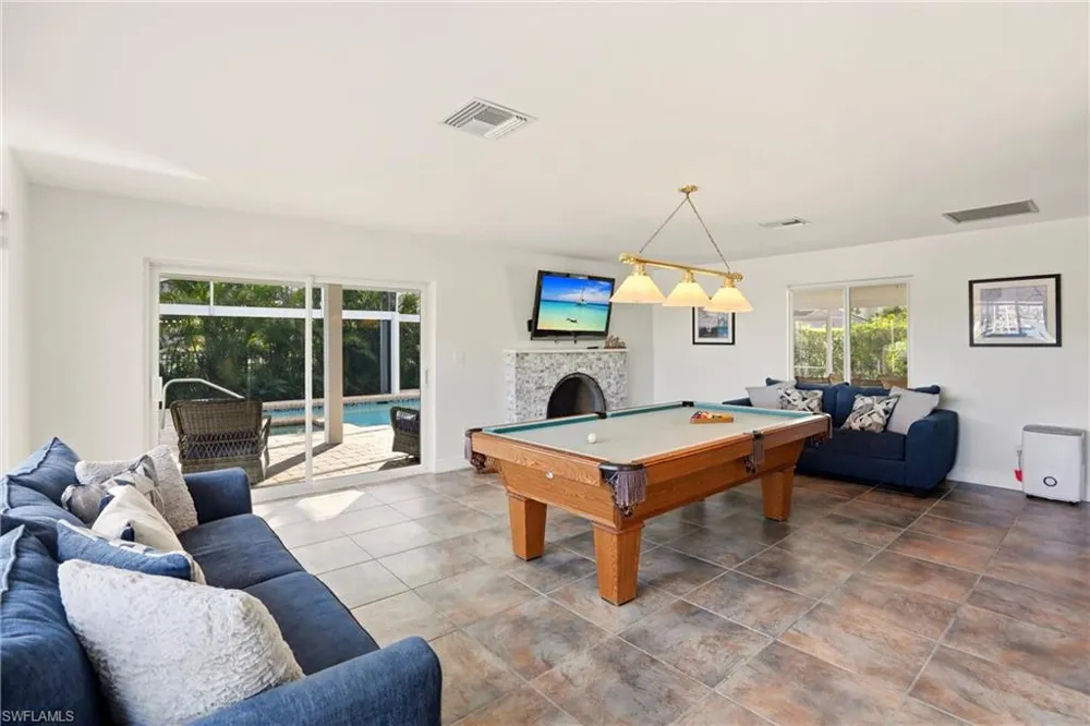 339 Landmark Street Marco Island, FL 34145