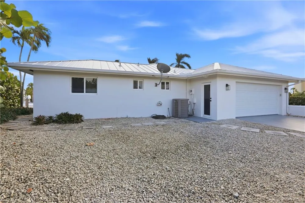 339 Landmark Street Marco Island, FL 34145