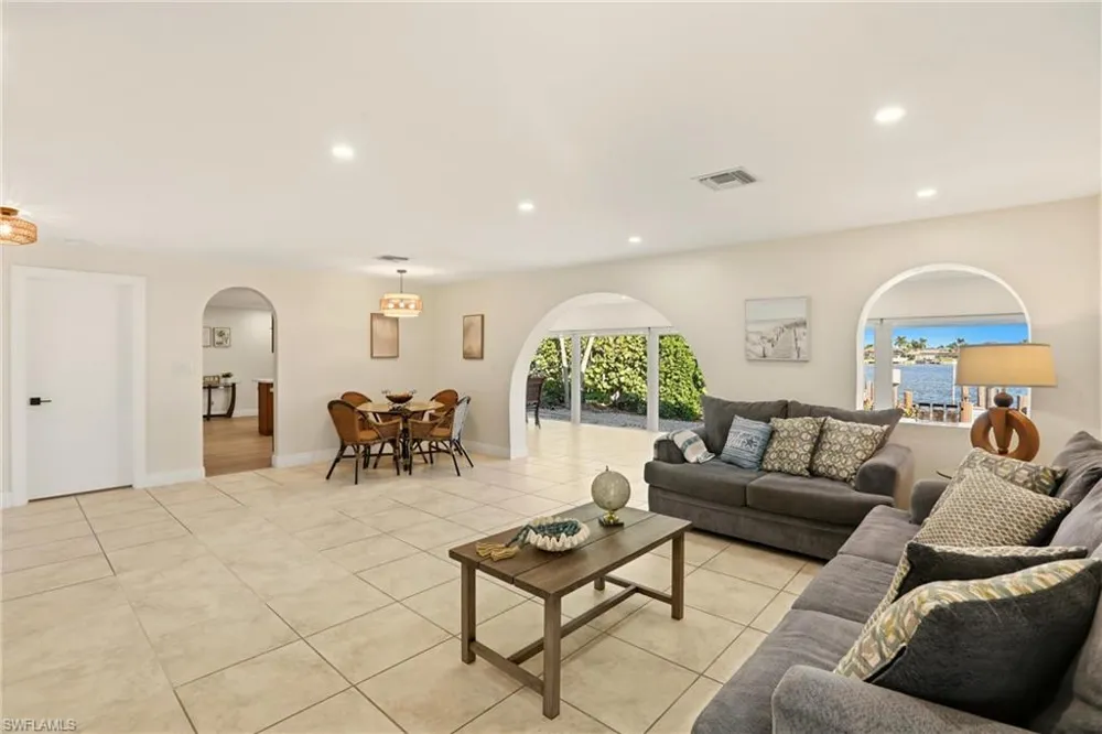 339 Landmark Street Marco Island, FL 34145