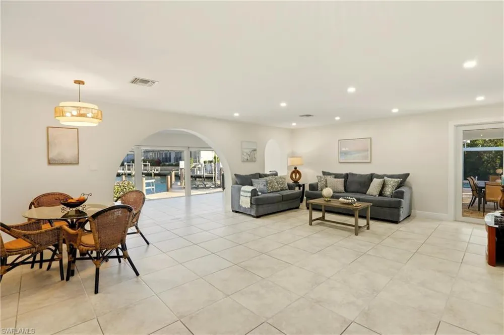 339 Landmark Street Marco Island, FL 34145