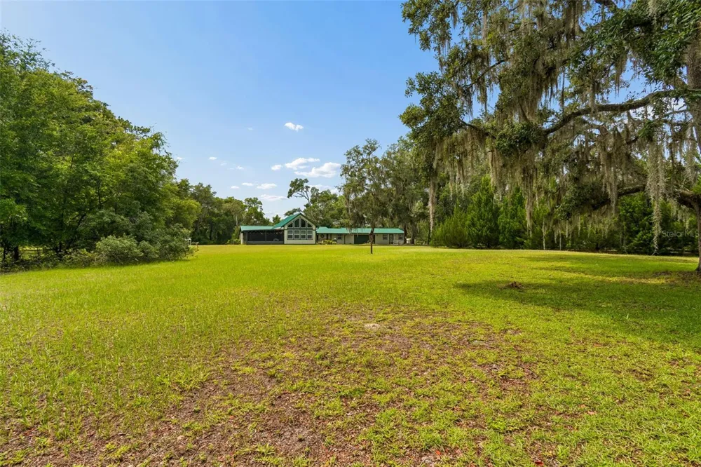 11094 SW 51ST DRIVE Webster, FL 33597