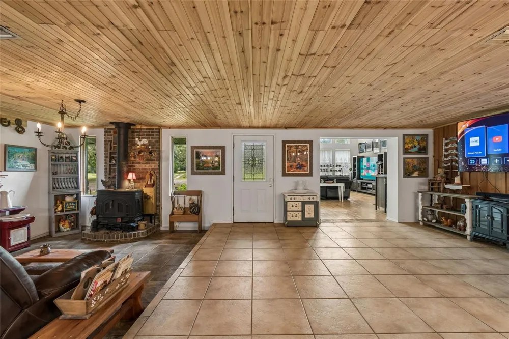 11094 SW 51ST DRIVE Webster, FL 33597
