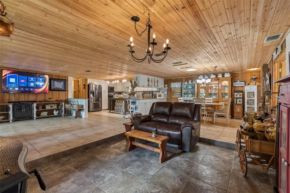 11094 SW 51ST DRIVE Webster, FL 33597