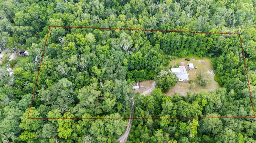 14702 CR 719 Webster, FL 33597