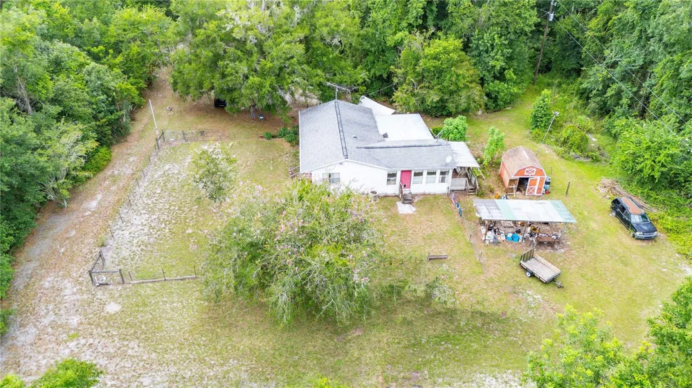 14702 CR 719 Webster, FL 33597