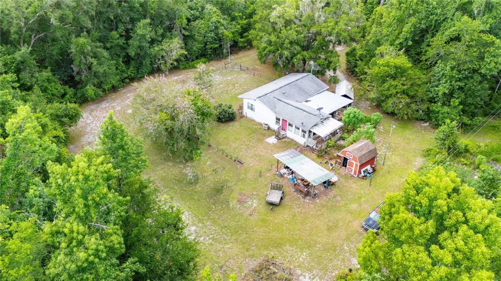 14702 CR 719 Webster, FL 33597