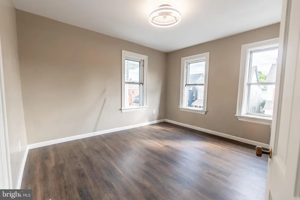 229 2ND AVENUE Hanover, PA 17331