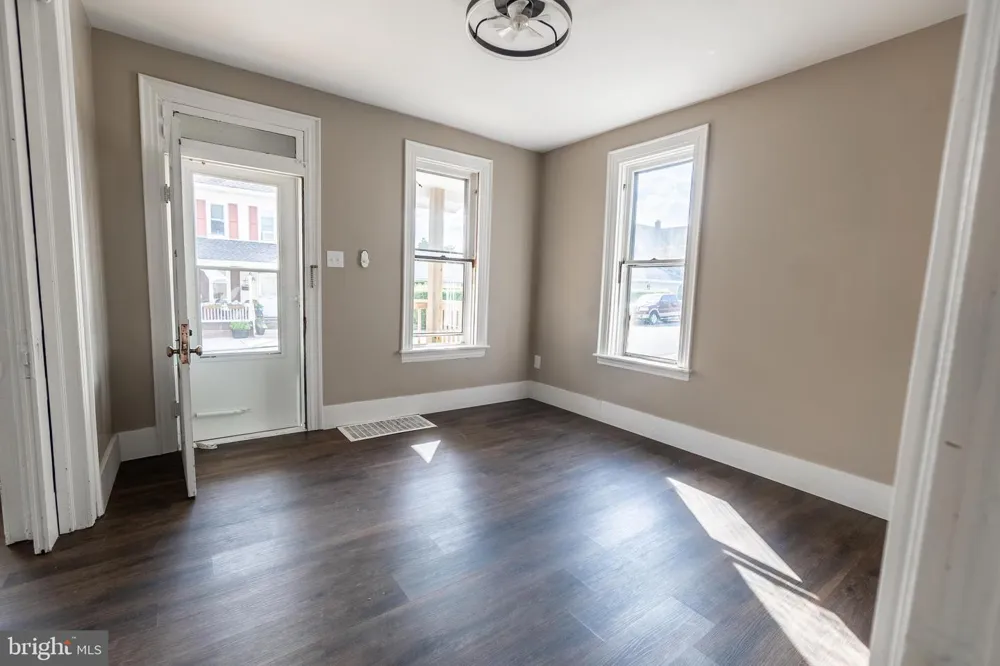 229 2ND AVENUE Hanover, PA 17331
