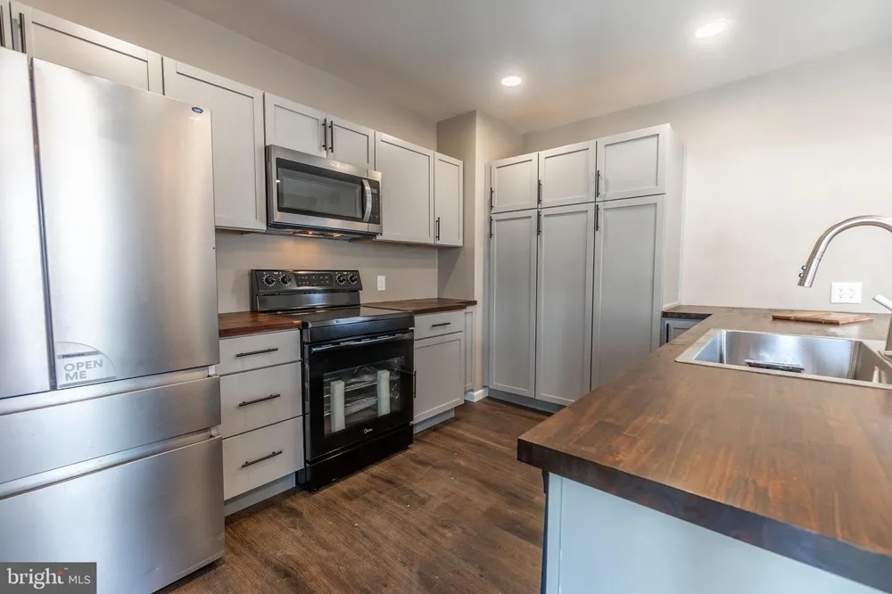 229 2ND AVENUE Hanover, PA 17331