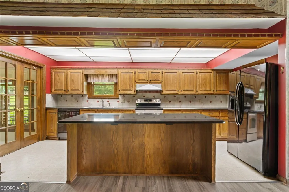 295 Craigtown RD NE Calhoun, GA 30701