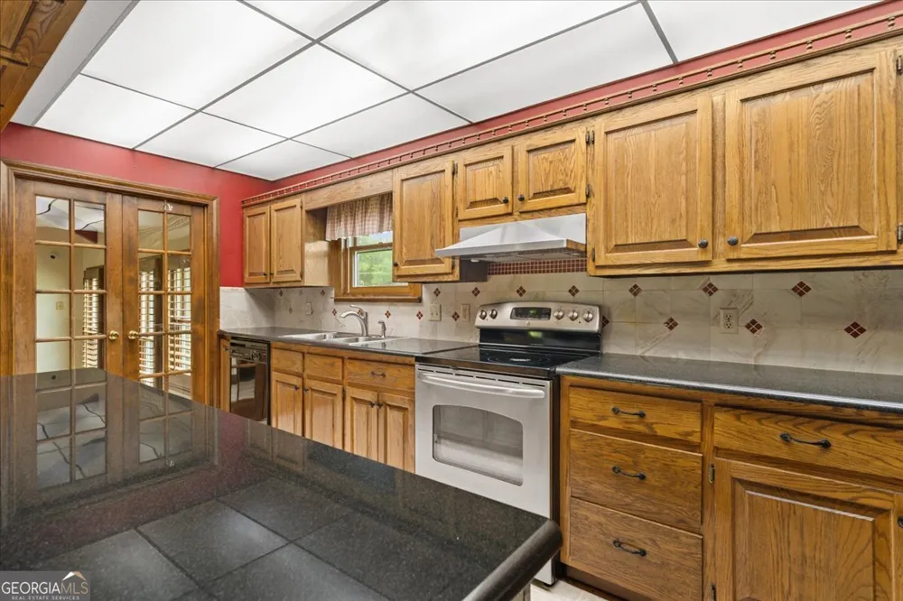 295 Craigtown RD NE Calhoun, GA 30701