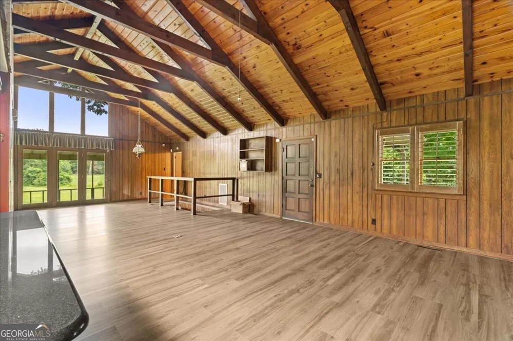 295 Craigtown RD NE Calhoun, GA 30701