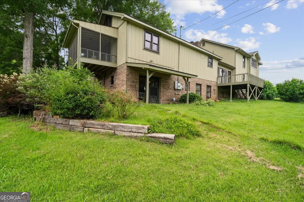 295 Craigtown RD NE Calhoun, GA 30701