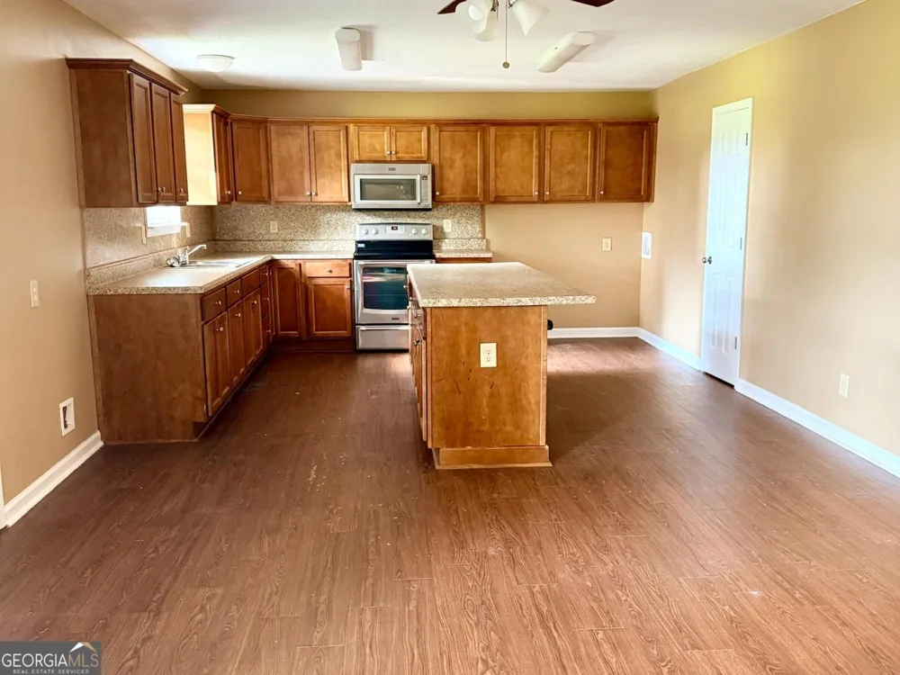 295 Craigtown RD NE Calhoun, GA 30701