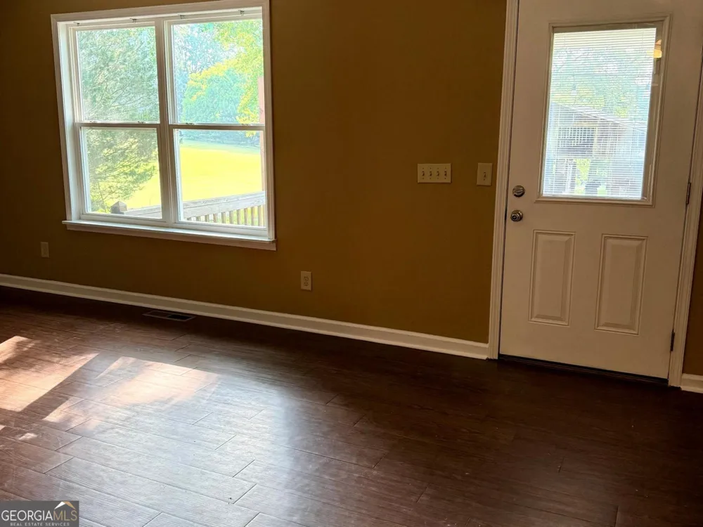 295 Craigtown RD NE Calhoun, GA 30701