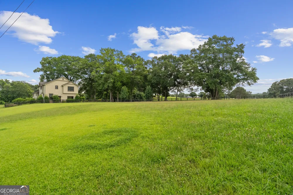 295 Craigtown RD NE Calhoun, GA 30701