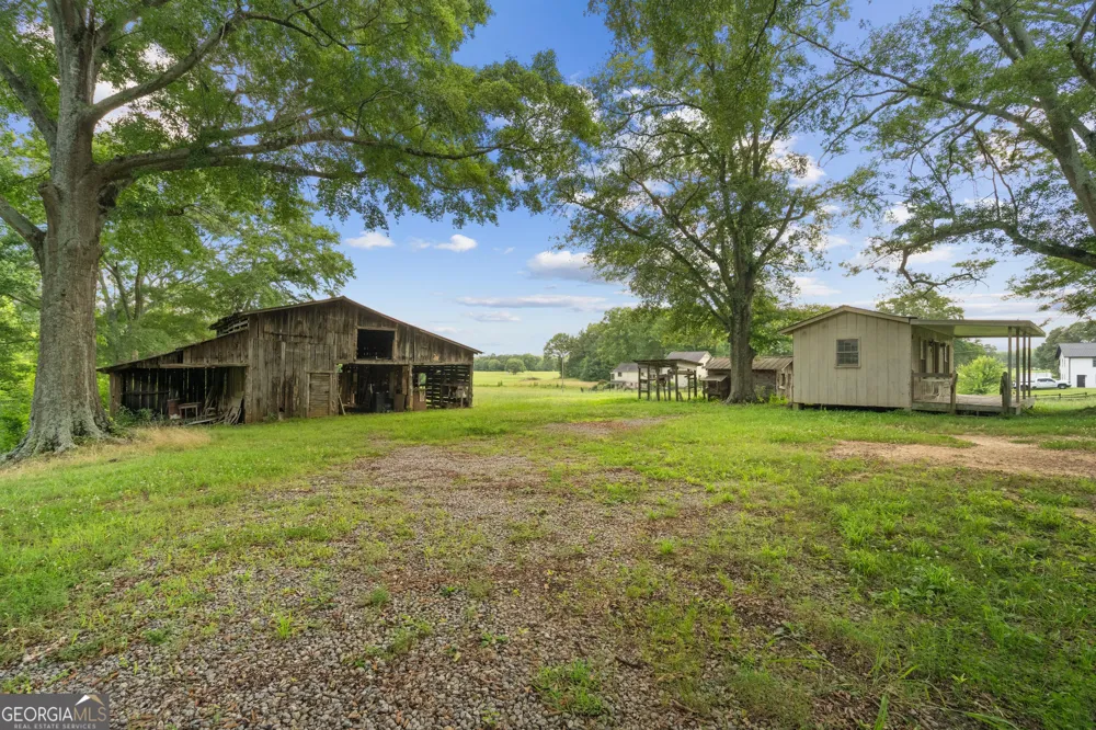 295 Craigtown RD NE Calhoun, GA 30701
