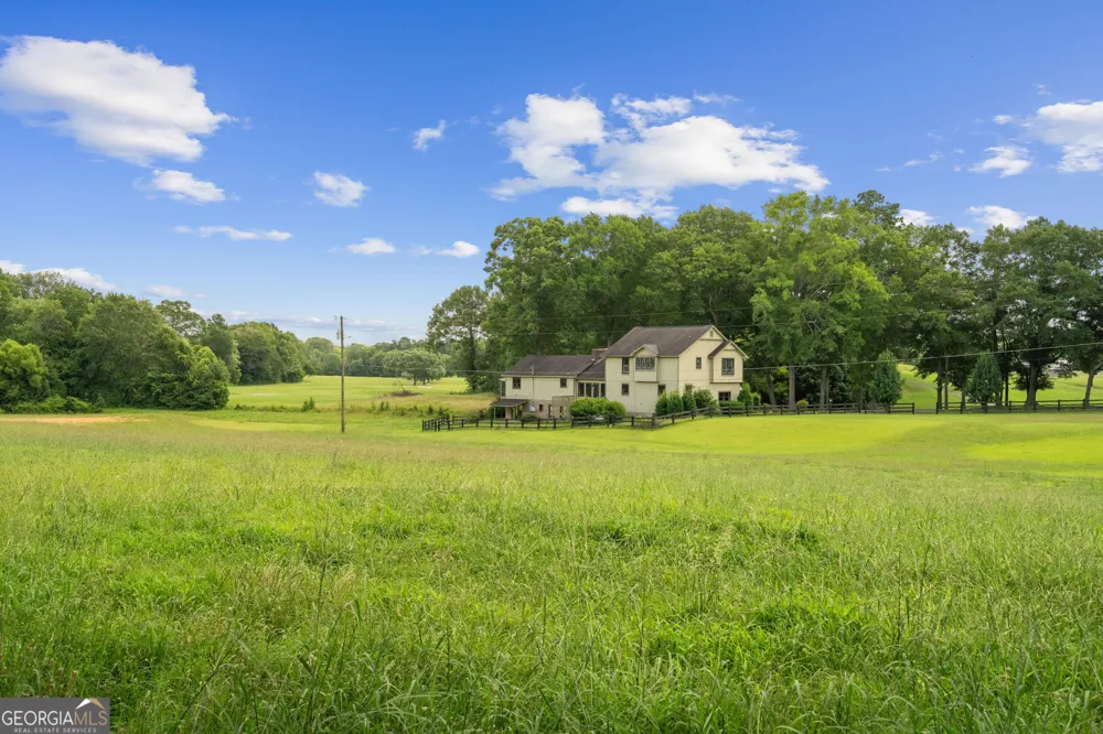 295 Craigtown RD NE Calhoun, GA 30701