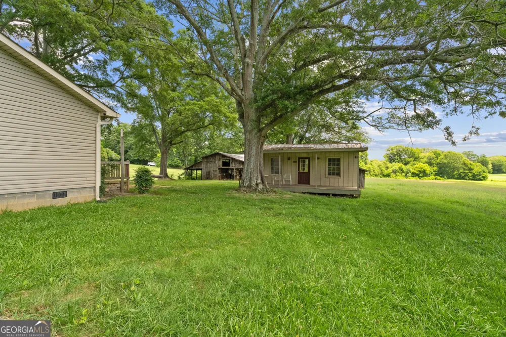 295 Craigtown RD NE Calhoun, GA 30701