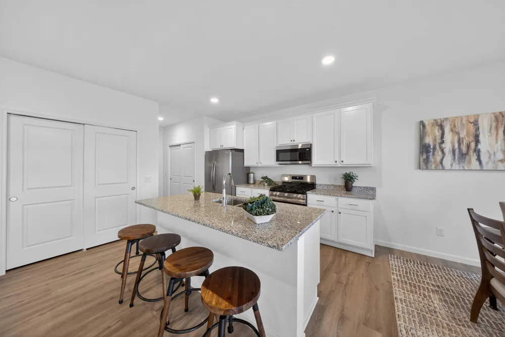 1804 Dale Place SE Pine Island, MN 55963