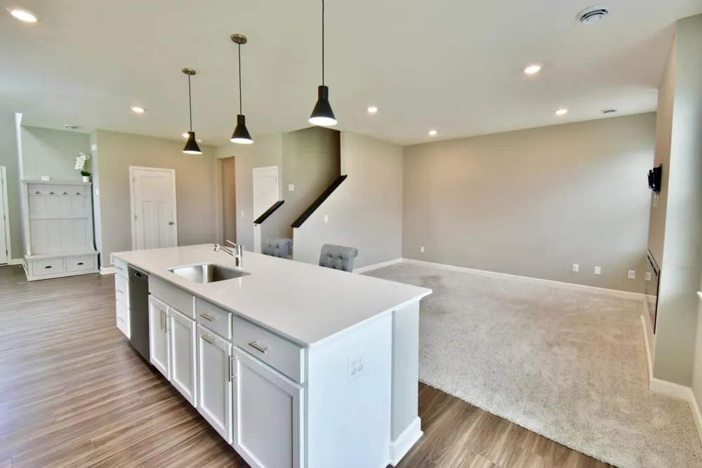 1501 Dogwood Lane Carver, MN 55315