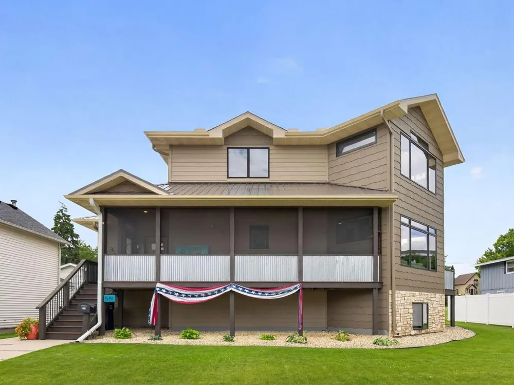519 Lakeshore Drive Lake City, MN 55041