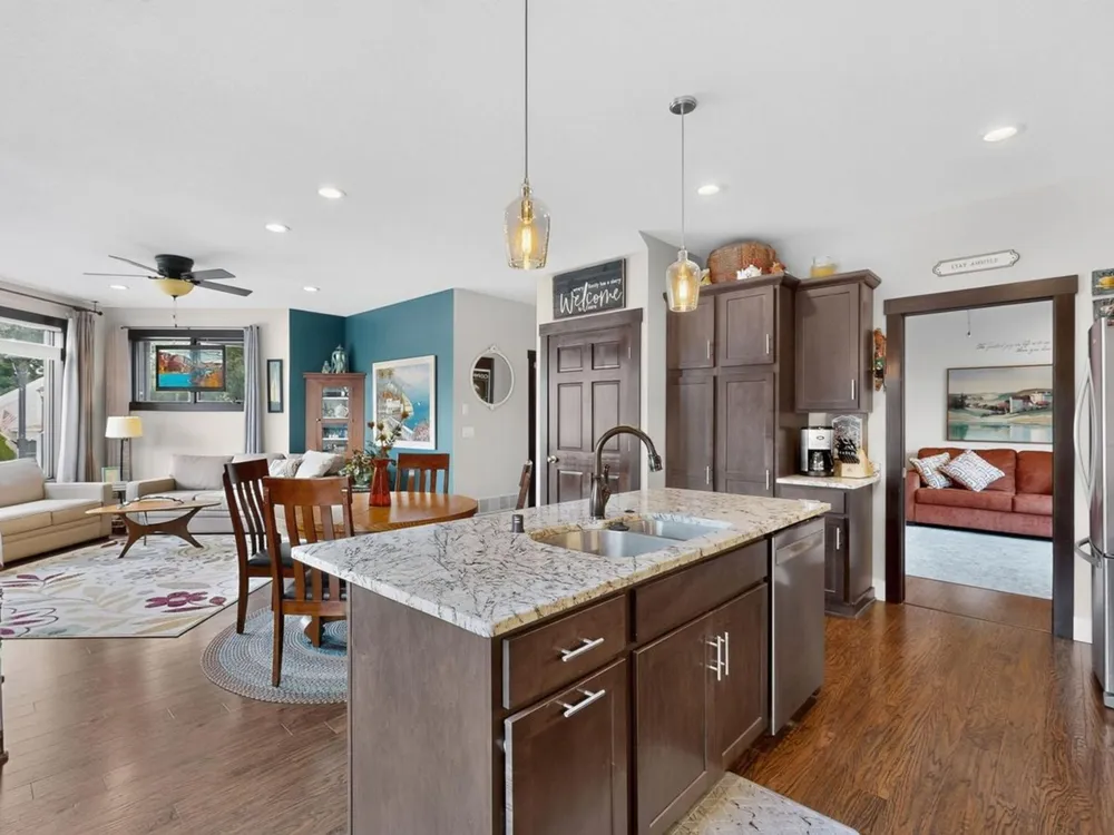 519 Lakeshore Drive Lake City, MN 55041