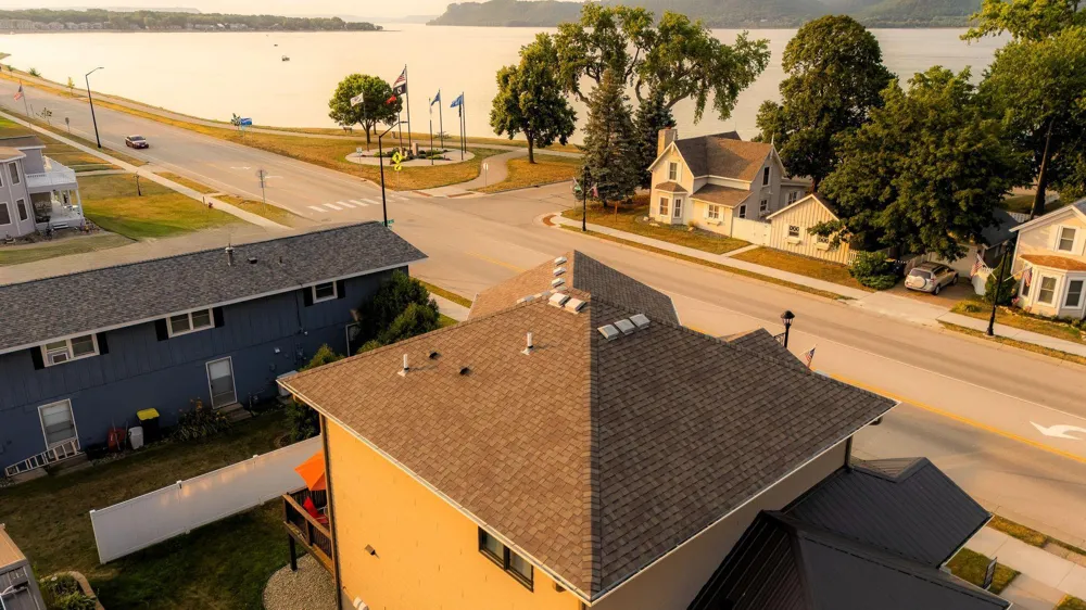 519 Lakeshore Drive Lake City, MN 55041